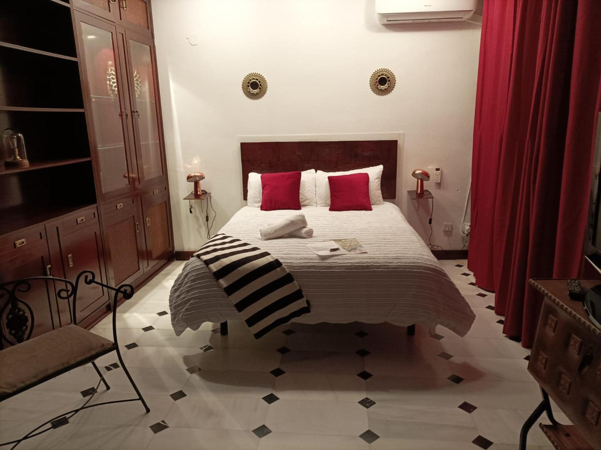 مبيت وإفطار قرطبة San Basilio'S Red House الغرفة الصورة